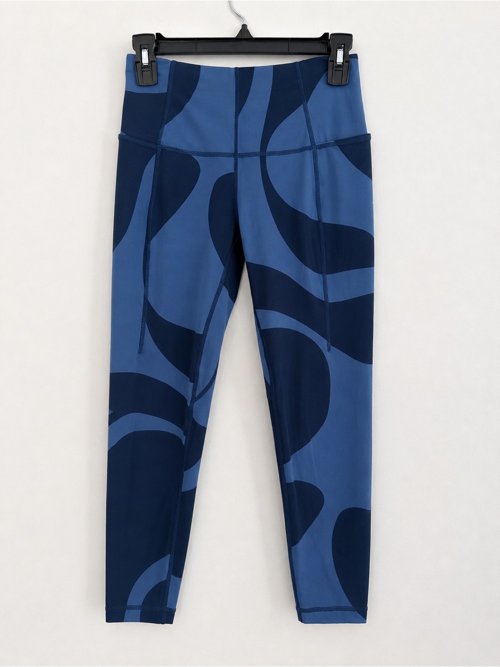 Sweaty Betty Super Soft Blue High Rise Leggings with side pockets Sz. 6